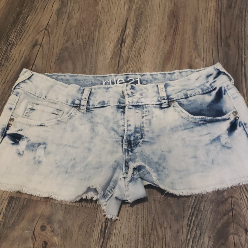 Wash out Rue 21 jean shorts